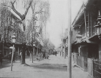 旭郭のあった花園町 『名古屋今昔写真集 第Ⅰ巻』